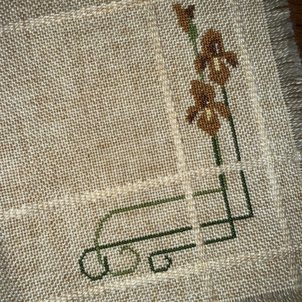 Cross Stitch Placemats 4 Tan Mat With Fringe With Brown Green Flowers 12